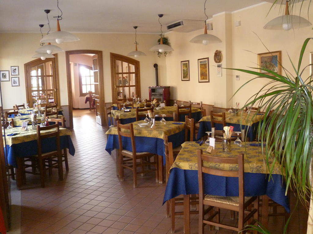 Hotel Da Si-Si Gemona del Friuli Exterior photo